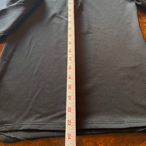 Bundle of 3 Under Armour Women's Medium Long Sleeve Warm tops - Picture 9 of 13